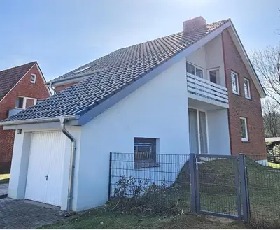 Das Gebäude in dem sich die Ferienwohnung befindet