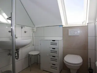 Ein Badezimmer in der Unterkunft Komfortables Ferienhaus in Friedrichskoog-Spitze