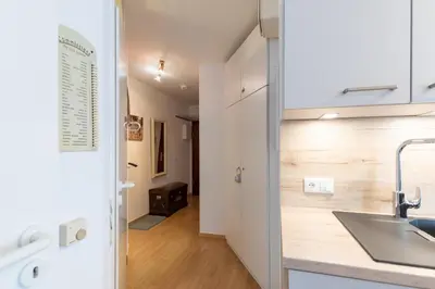 Küche/Küchenzeile in der Unterkunft Haus Elbe 1 Wohnung 13