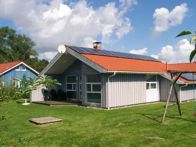 Ein Garten an der Unterkunft Ferienhaus Wyk auf Föhr