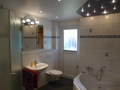 Ein Badezimmer in der Unterkunft Ferienhaus Nordsee-Schwan