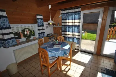 Ein Sitzbereich in der Unterkunft Ferienhaus Sonnentau