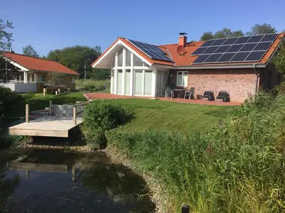 Ein Garten an der Unterkunft Ferienhaus Saltkrokan