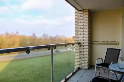 Ein Balkon oder eine Terrasse in der Unterkunft Strandhochhaus Döse Whg. 12