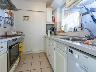 Küche/Küchenzeile in der Unterkunft Ferienwohnung im EG in Friedrichskoog-Spitze