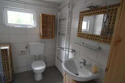Ein Badezimmer in der Unterkunft Ferienhaus kleine Villa