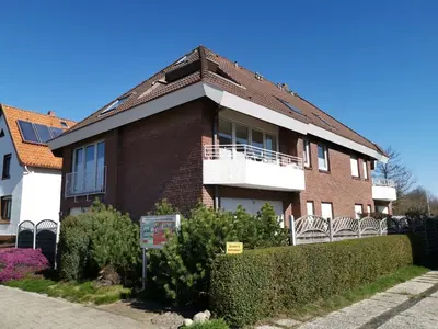 Das Gebäude in dem sich die Ferienwohnung befindet