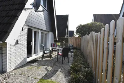 Ein Garten an der Unterkunft Am Ringwall 22