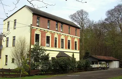 Das Gebäude in dem sich die Ferienwohnung befindet