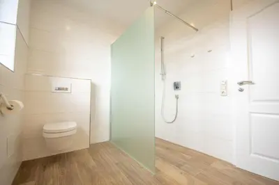 Ein Badezimmer in der Unterkunft Cuxhavener Straße 5/5