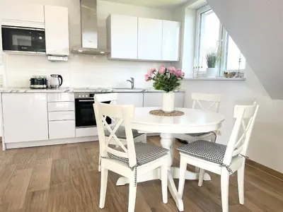 Küche/Küchenzeile in der Unterkunft Cuxhavener Straße 5/5