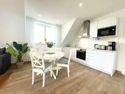 Küche/Küchenzeile in der Unterkunft Cuxhavener Straße 5/6