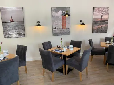 Ein Sitzbereich in der Unterkunft MarC5 Hotel Cadenberge