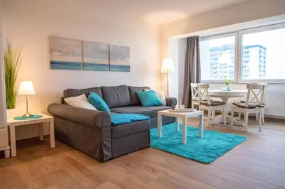 Ein Sitzbereich in der Unterkunft Strandhochhaus C7 in Strandnähe