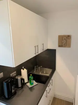 Küche/Küchenzeile in der Unterkunft Haus Schatz am Meer Appartement 12 für 1 Person Schatzkammer