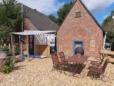 Das Gebäude in dem sich die Ferienwohnung befindet