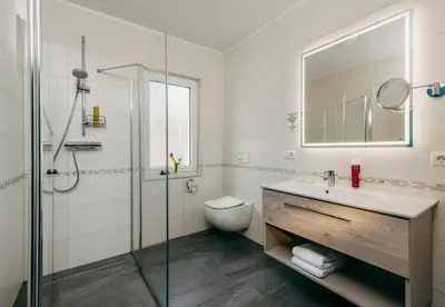 Ein Badezimmer in der Unterkunft Hotel Alter Muschelsaal