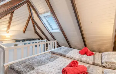 Ein Bett oder Betten in einem Zimmer der Unterkunft Awesome Apartment In Friedrichskoog