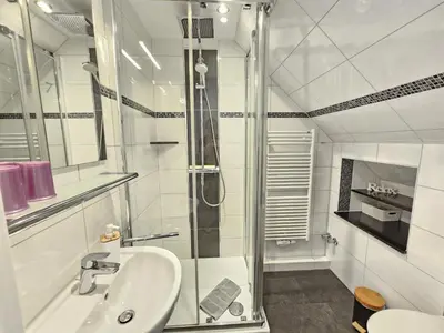 Ein Badezimmer in der Unterkunft Appartementhaus Kogge Wohnung 9