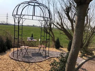 Ein Garten an der Unterkunft Heimathafen - Ferienwohnung Verse