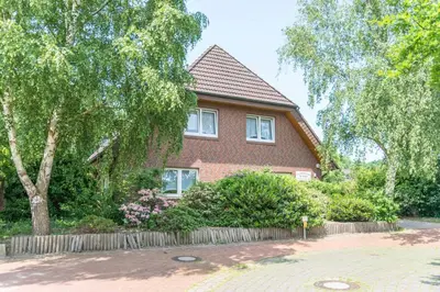 Ein Garten an der Unterkunft Landhaus Braband Ferienwohnungen - Gustav-Schönleber-Weg 2