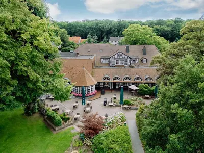 Ein Garten an der Unterkunft Romantik Hotel Bösehof