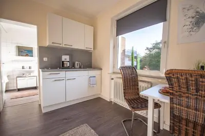 Küche/Küchenzeile in der Unterkunft Studio-Apartment Nr. 59 im strandnahen Haus Frauenpreiss