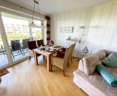 Ein Sitzbereich in der Unterkunft Strandpalais Duhnen Wohnung 3