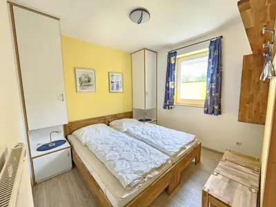 Ein Bett oder Betten in einem Zimmer der Unterkunft Nordheimstraße 150 Wohnung 2