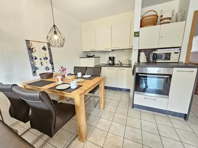 Küche/Küchenzeile in der Unterkunft Nordheimstraße 150 Wohnung 2
