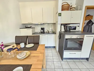 Küche/Küchenzeile in der Unterkunft Nordheimstraße 150 Wohnung 2