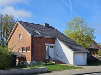 Das Gebäude in dem sich die Ferienwohnung befindet