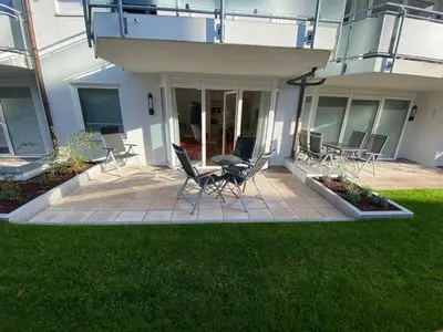 Ein Garten an der Unterkunft Duhner Brise, Ferienwohnung 2