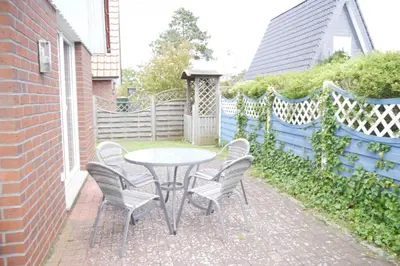 Ein Garten an der Unterkunft Am Ringwall 1 A