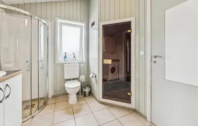 Ein Badezimmer in der Unterkunft Friedrichskoog-Deichblick 4