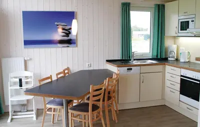 Küche/Küchenzeile in der Unterkunft Friedrichskoog-Deichblick 8