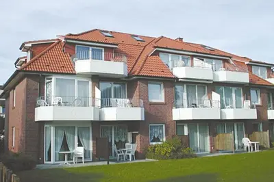 Das Gebäude in dem sich das Ferienhaus befindet