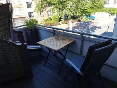 Ein Balkon oder eine Terrasse in der Unterkunft kleiner Seestern inkl Ebikes