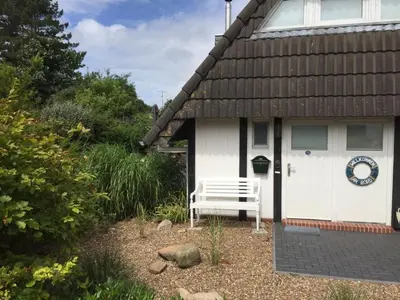 Ein Garten an der Unterkunft Haus Pelle