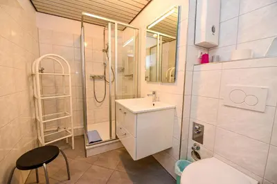 Ein Badezimmer in der Unterkunft Haus 
