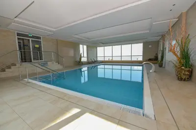 Der Swimmingpool an oder in der Nähe von Haus 