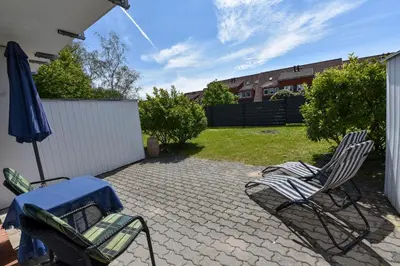 Ein Garten an der Unterkunft Haus 
