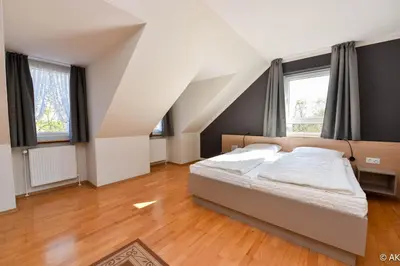 Ein Bett oder Betten in einem Zimmer der Unterkunft Haus 
