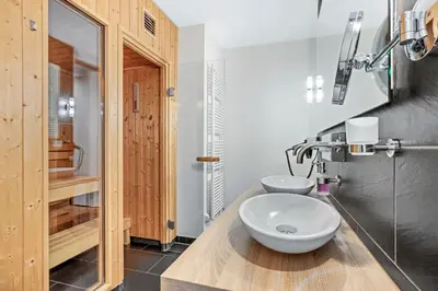 Ein Badezimmer in der Unterkunft Resort Deichgraf Resort Deichgraf 27-10