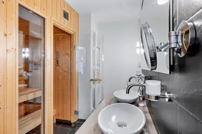 Ein Badezimmer in der Unterkunft Resort Deichgraf Resort Deichgraf 31-13
