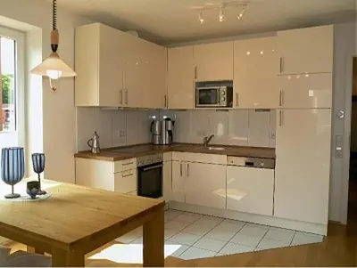 Küche/Küchenzeile in der Unterkunft Strandpalais, Whg 05