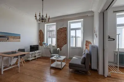 Ein Sitzbereich in der Unterkunft Haus Kapitäns Villa, Backkajüte
