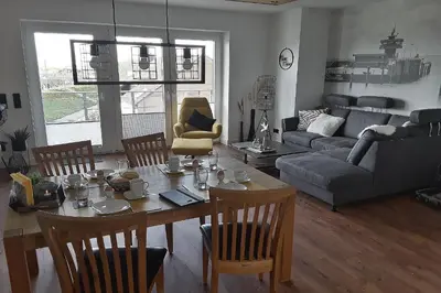 Ein Sitzbereich in der Unterkunft Haus Seehafen Apartment 3 1