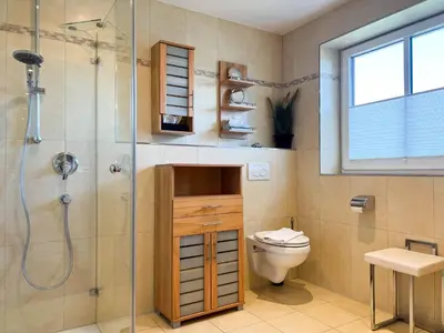 Ein Badezimmer in der Unterkunft Haus Seehafen Apartment 3 1