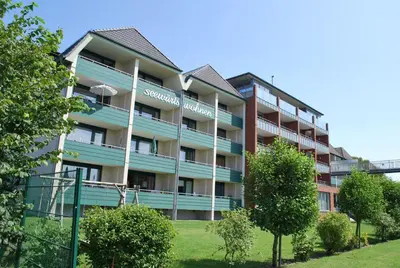 Das Gebäude in dem sich die Ferienwohnung befindet